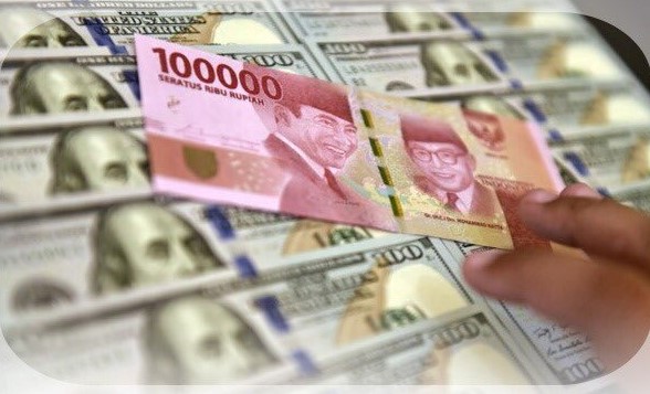 Trump Tunda Serangan, Rupiah Menguat Terbatas